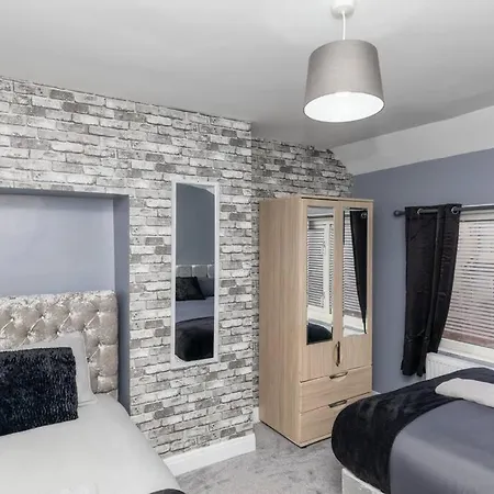 Appartement Town Centre Town House Free Wifi And Free On Street Parking *