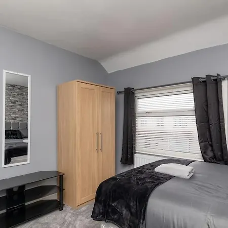 Town Centre Town House Free Wifi And Free On Street Parking * 米德尔斯伯勒