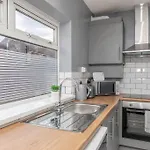 Town Centre Town House Free Wifi And Free On Street Parking